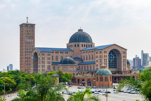 Viagens de fé: conheça cinco destinos religiosos no Brasil