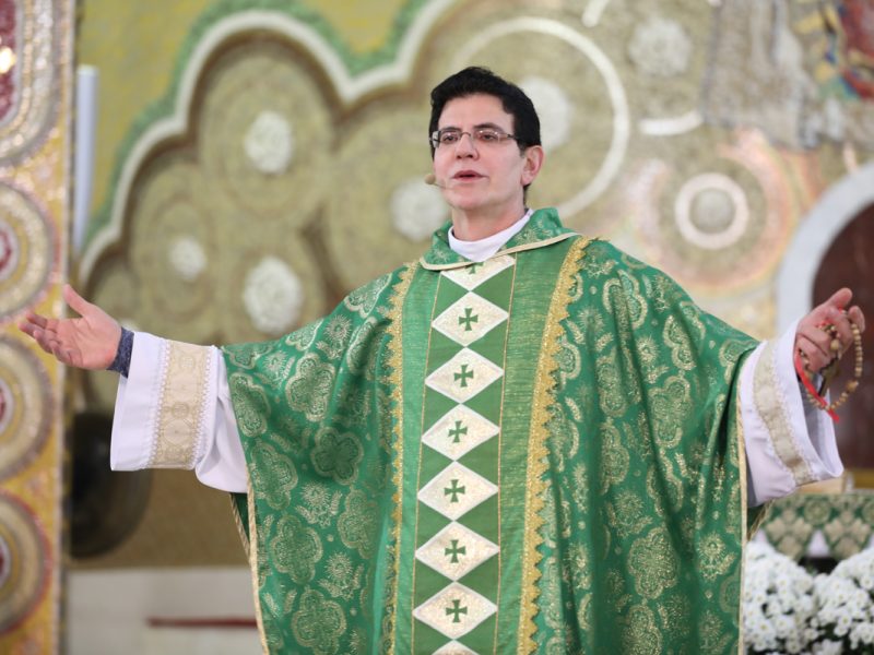 O que significam as cores das vestes litúrgicas?