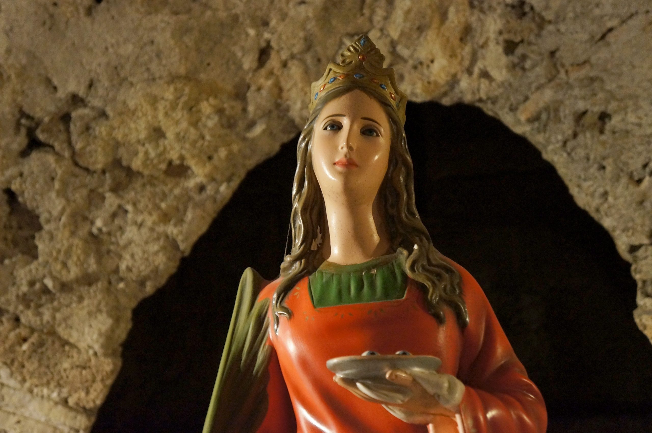 IDe+ - Santa Luzia: nascida na Itália, a “protetora dos olhos” é