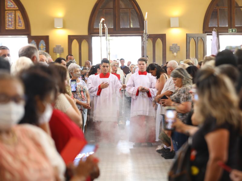 Acólito? Na sua paróquia certamente existe um