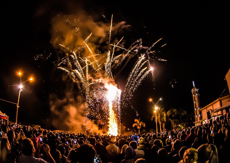 Cuidados com fogos nas festas juninas