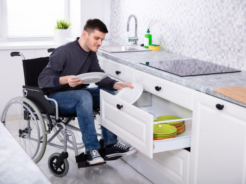Como adaptar casas para promover a inclusão de pessoas com deficiência